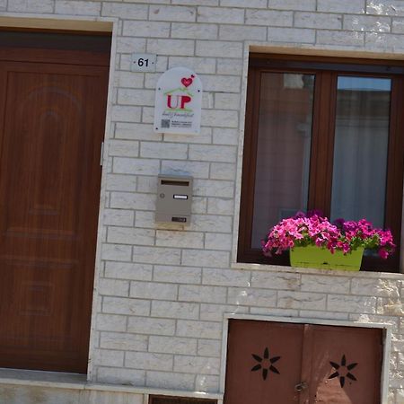 Up Bed & Breakfast Carosino Exterior foto